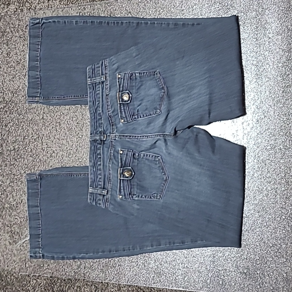 White House/ Black Market Blanc Low/mid-rise Trouser Leg Jeans Size 4R - Picture 2 of 12